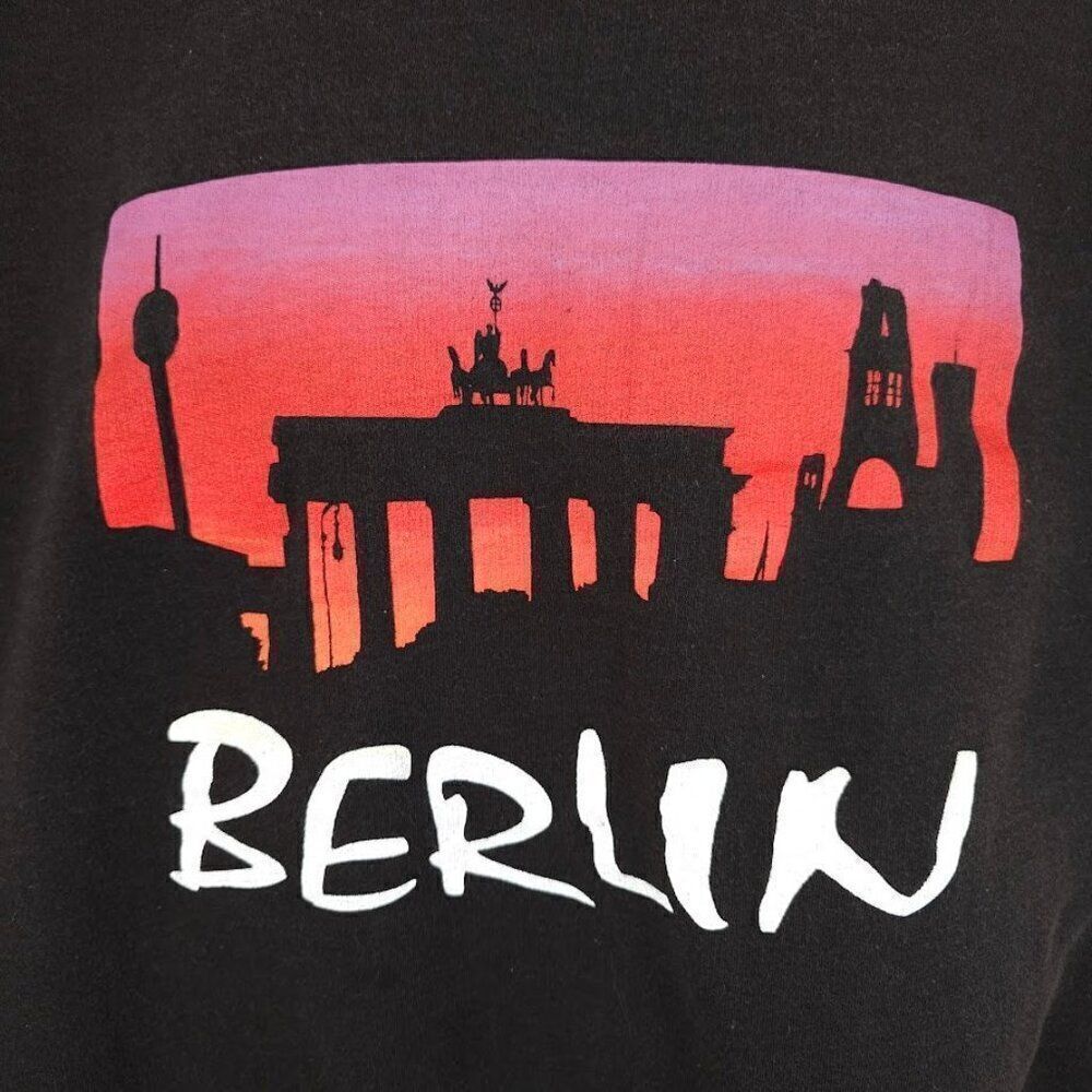 Vintage Berlin Germany Sweatshirt Mens Size XL Black 90s Travel Destination - Picture 2 of 5